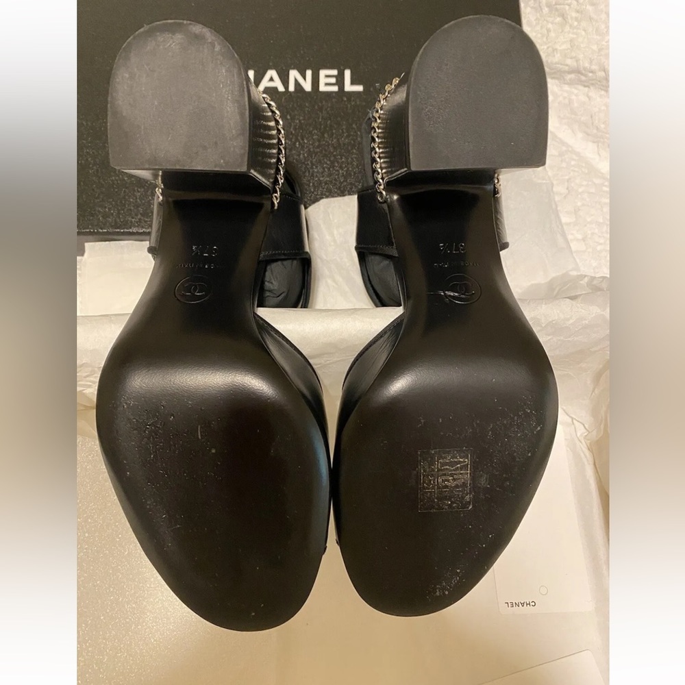 Authentic Chanel Black leather sandals size 37.5 - Picture 4 of 7
